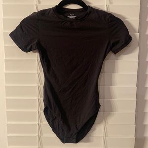 SKIMS Fits Everybody T-Shirt Bodysuit